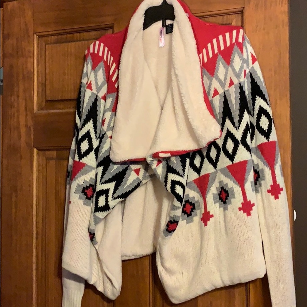 Love by design Sherpa lined cardigan with tags